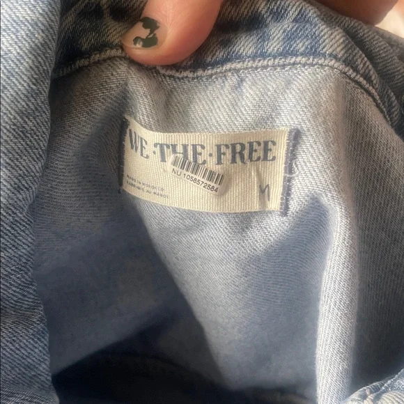 Denim Short-Sleeve Women's Jumpsuit - Light Blue - Picture 2 of 4